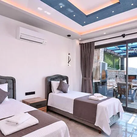 Yesilkoey 2 Bedroom With Private Pool Hot Tub Villa Kalkan