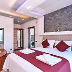 Willa Yesilkoey 2 Bedroom With Private Pool Hot Tub Kalkan
