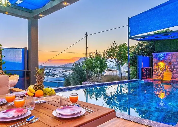 Villa Yesilkoey 2 Bedroom With Private Pool Hot Tub *