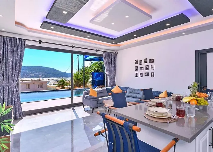 Villa Yesilkoey 2 Bedroom With Private Pool Hot Tub Kalkan