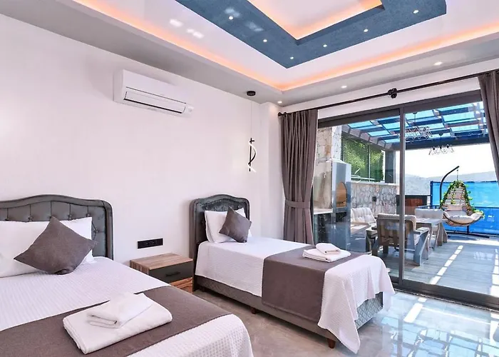 Yesilkoey 2 Bedroom With Private Pool Hot Tub Villa Kalkan