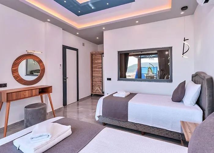 Yesilkoey 2 Bedroom With Private Pool Hot Tub Villa *