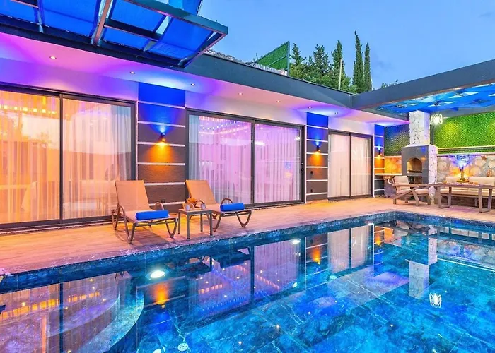 Villa Yesilkoey 2 Bedroom With Private Pool Hot Tub