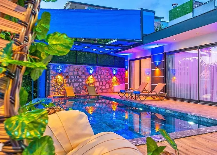 Yesilkoey 2 Bedroom With Private Pool Hot Tub * Kalkan